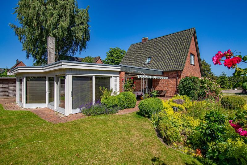 Klassischer Landhausstil in Rotziegel & Einliegerwohnung